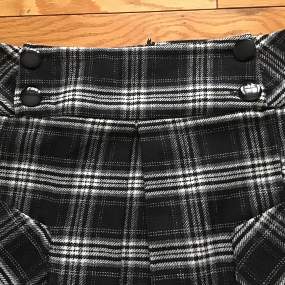 Classy Wool 2 pc suit - Picture 9 of 14